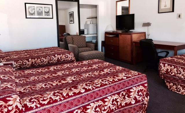 Maple Inn And Suites Los Banos Kültér fotó
